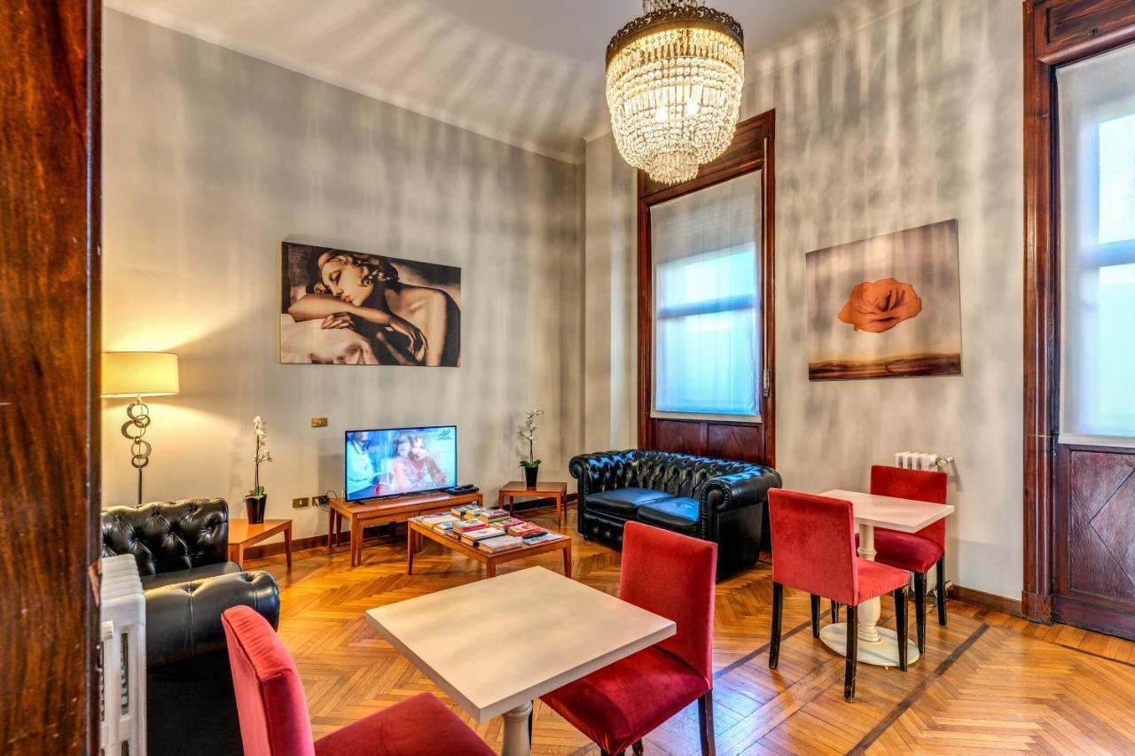 Apollo 2* Milan